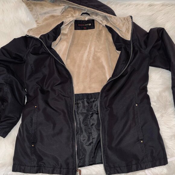 Women's Medium Weather Tamer Black hooded lightweight jacket - Picture 8 of 10